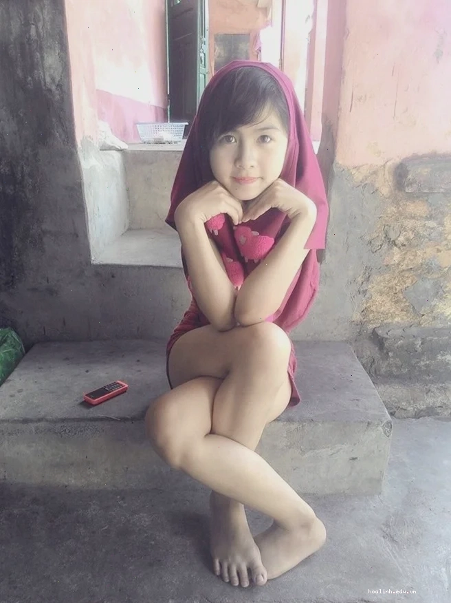 hình ảnh gái xinh hài hước cùng thú cưng