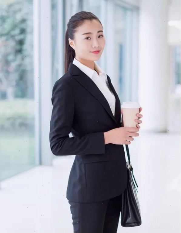 Hình ảnh gái xinh mặc vest