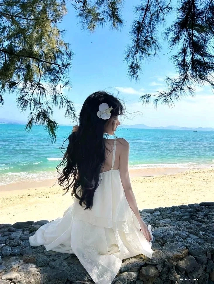 hình ảnh sau lưng cô gái tối giản hình ảnh sau lưng cô gái phong cách tối giản