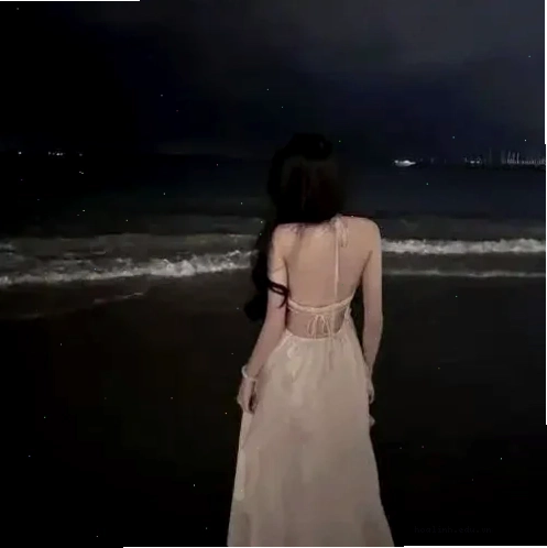 hình ảnh sau lưng cô gái áo dài hình ảnh sau lưng cô gái trong tà áo dài