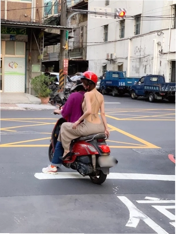 hình nền gái không mặc đồ đổ bóng tinh tế hình nền gái không mặc đồ với hiệu ứng đổ bóng phức tạp