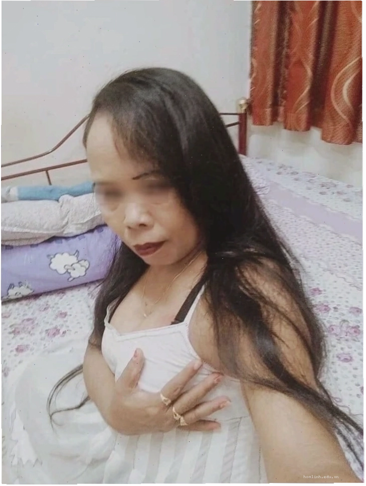 MC Kỳ Duyên chuẩn gái già sexy