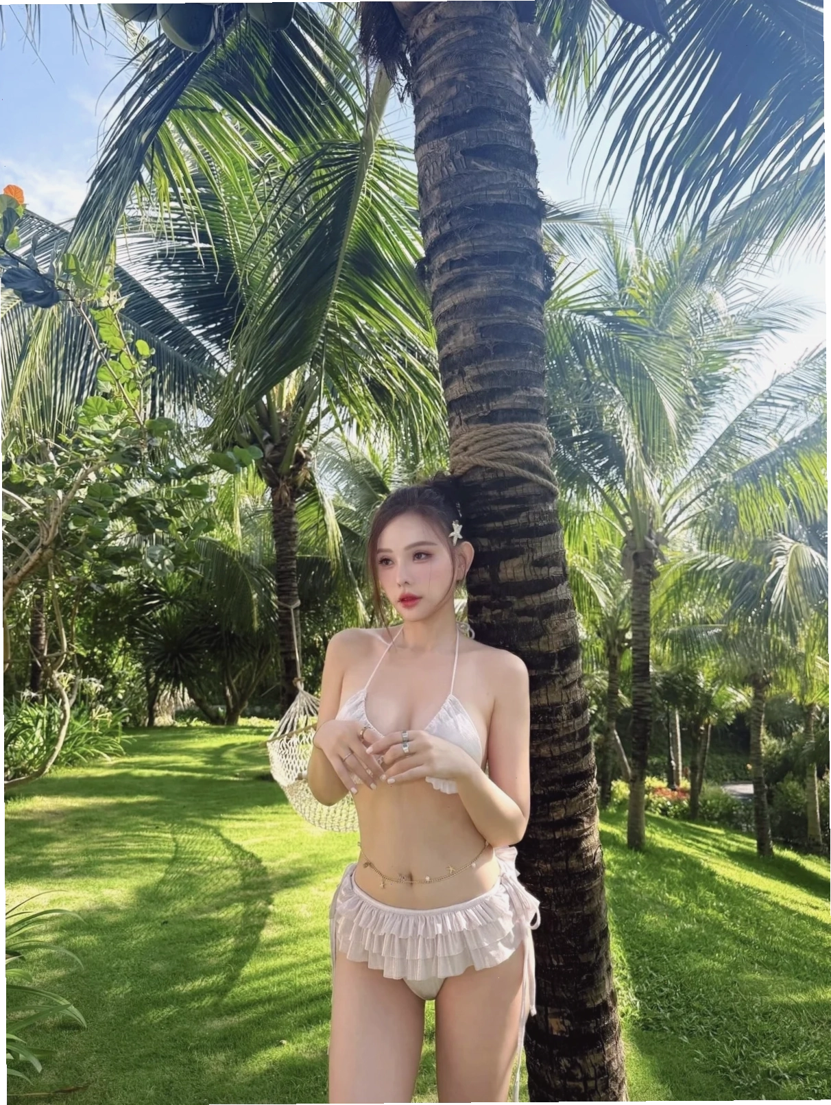 Những cô gái mặc bikini đẹp nhất thế giới thư giãn