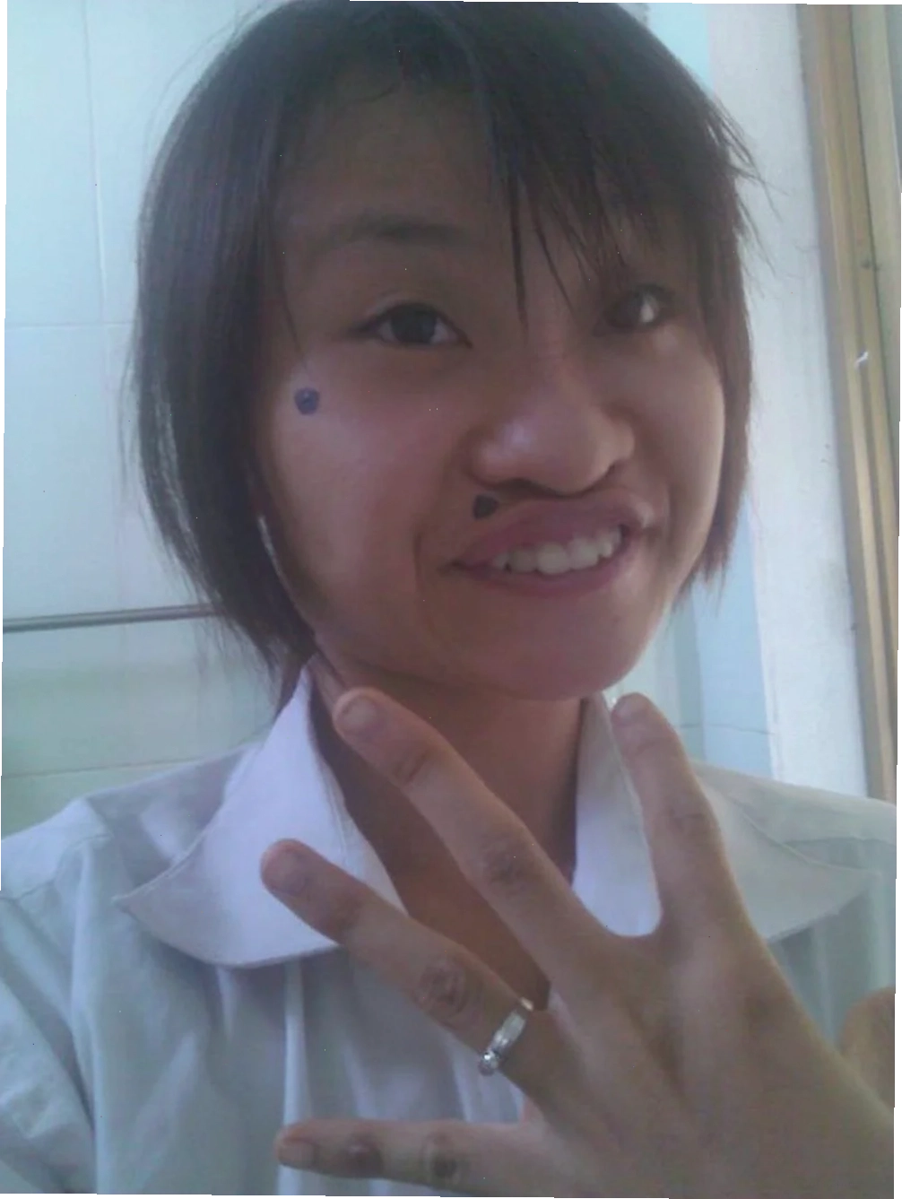 Rạng rỡ Nụ cười rạng rỡ