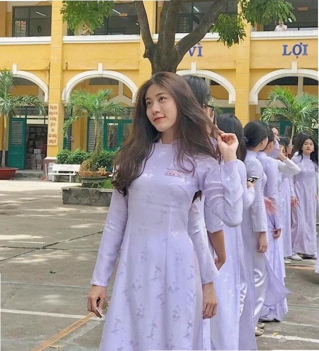 nữ sinh việt