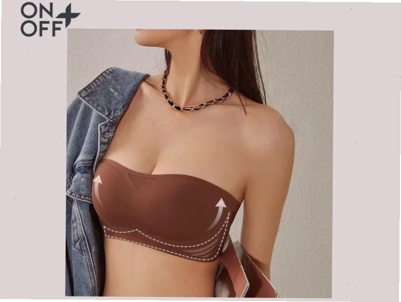 Phong thái thời trang tự tin gái không mặc quần lót